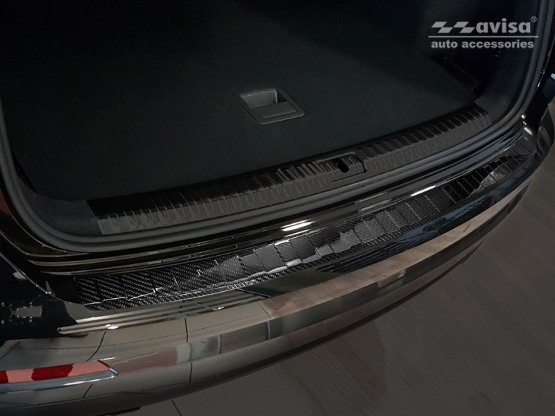 Ochranná lišta hrany kufru Audi Q3 2018- (carbon)