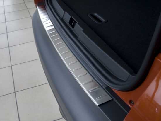 Ochranná lišta hrany kufru Renault Captur 2013-2019