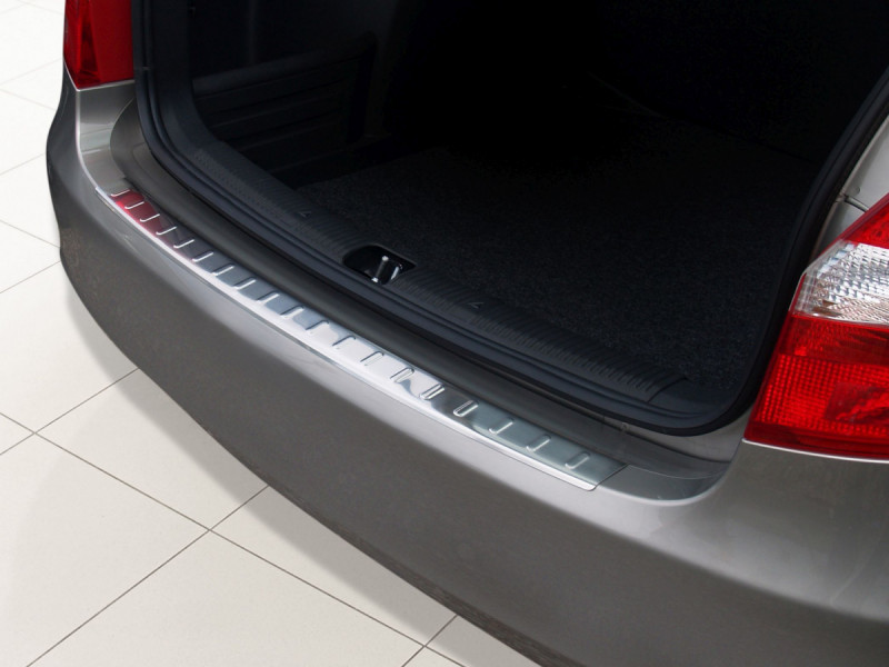 Ochranná lišta hrany kufru Škoda Fabia II. 2007-2014 (combi)