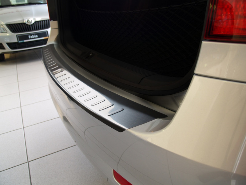 Ochranná lišta hrany kufru Škoda Octavia II 2004-2013 (combi)