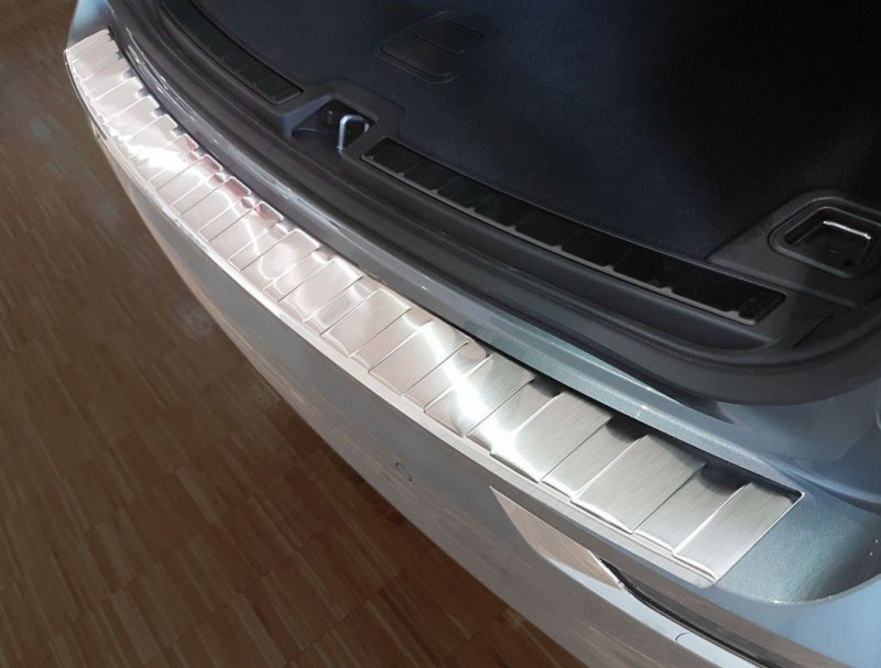 Ochranná lišta hrany kufru Volvo XC60 2017- (II. jakost)